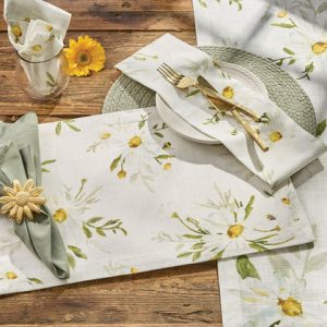 Daisies Tailored Valance & Table Linens