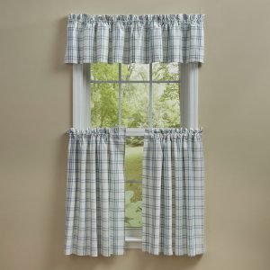 100-FrenchFarmhouseTier_TailoredValance.jpg