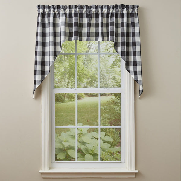 100-WicklowCheck72x36SwagBlack_Cream.jpg