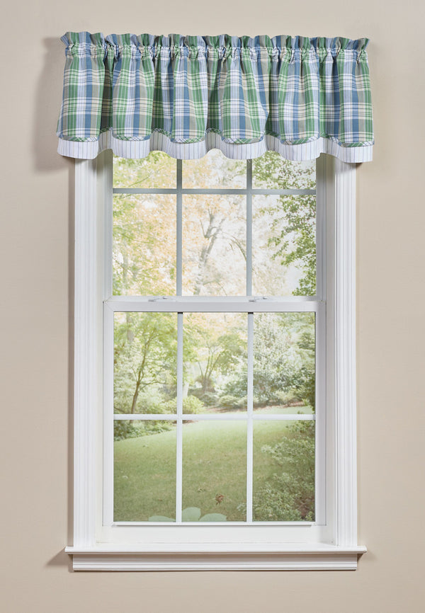 210-WrenLinedLayeredValance.jpg