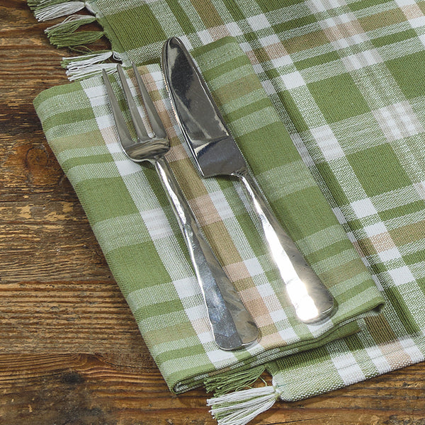 214-ThistlePlaidNapkinLifestyle.jpg